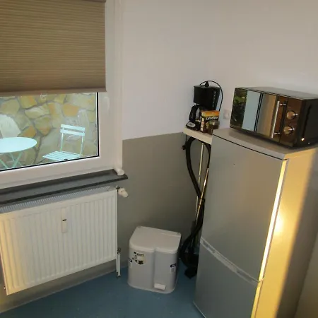 Uebernachtung An Der A2 Appartement Braunschweig Buitenkant foto